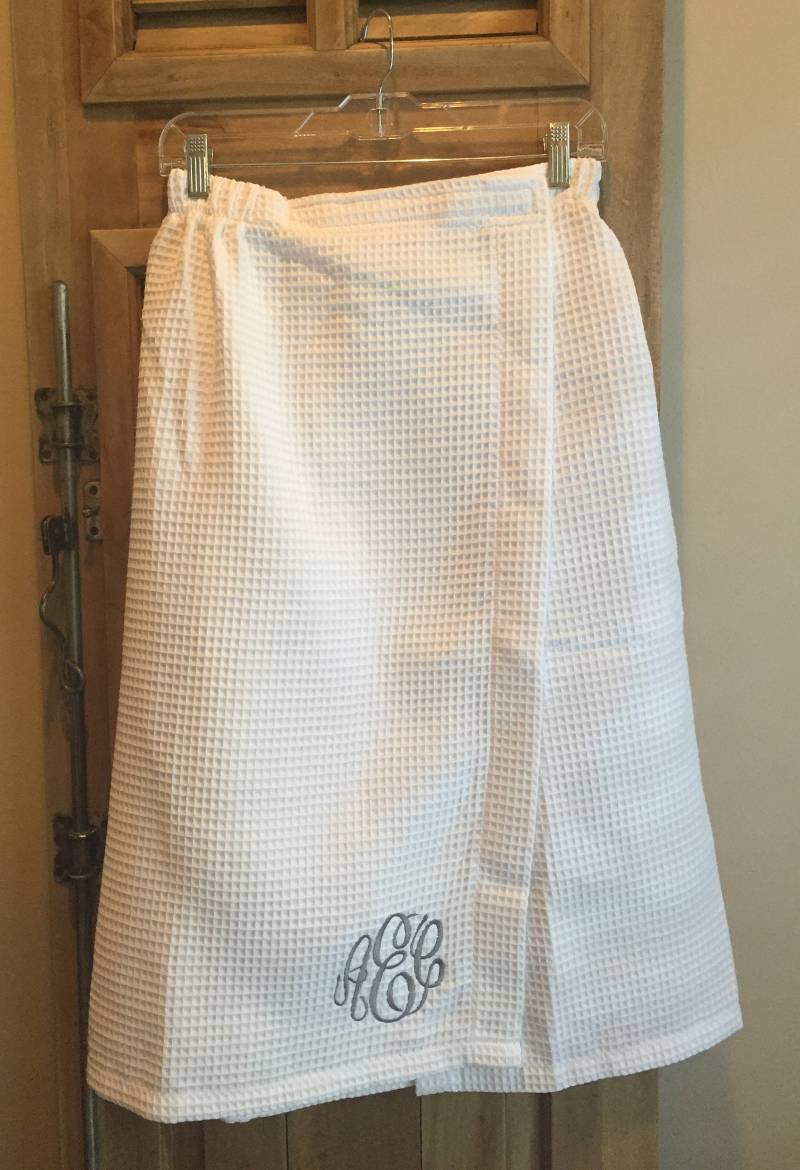 Monogrammierte Waffel Weave Showers Wraps; Erhältlich in 8 Farben; Perfekte College Mädchen; Abschlussgeschenk Oder Sommerlager; Braut Geschenk Monogrammierte Waffel Weave Showers Wraps; Erhältlich in 8 Farben; Perfekte College Mädchen; Abschlussgeschenk Oder Sommerlager; Braut Geschenk von shopeverygift