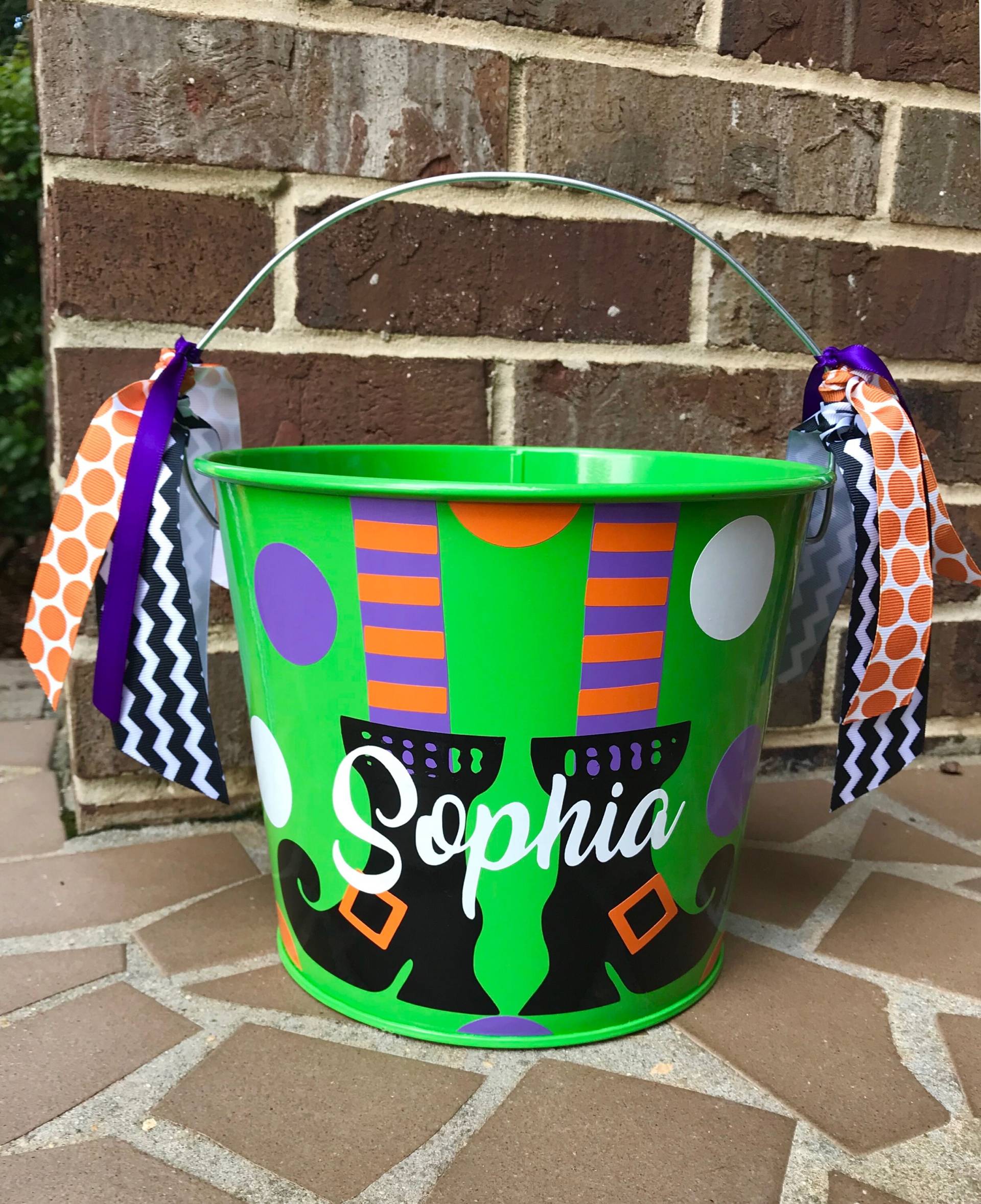 Personalisierter Lime Green 5Qt Halloween Süßes Oder Saures Eimer Mit Griffen/Hexenfüßen Namensdesign Vielen Designs Zur Auswahl von shopeverygift