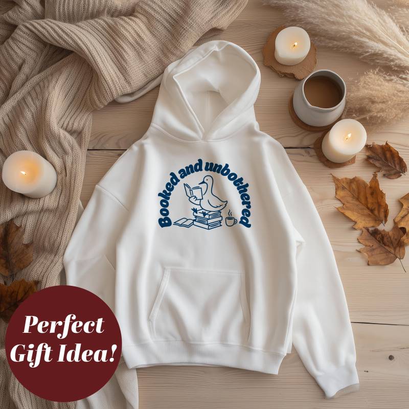 Funny Goose Print Hooded Sweatshirt, Bookish Merch, Literary Quote, Cotton-Polyester Blend von shopintroverse
