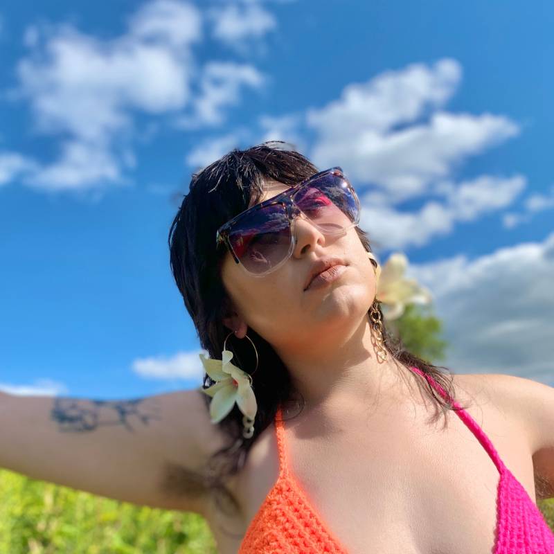 Blume + Süßwasser Perle Einzelohrring von shopjournal