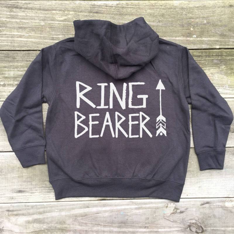 Ring Bearer Reißverschluss Hoodie | Pfeil-Ring-Träger-Geschenk Braut-Party Herbst Hochzeit Hochzeitsfeier Geschenk Reißverschluss Hoodie von shopkrissydonohue