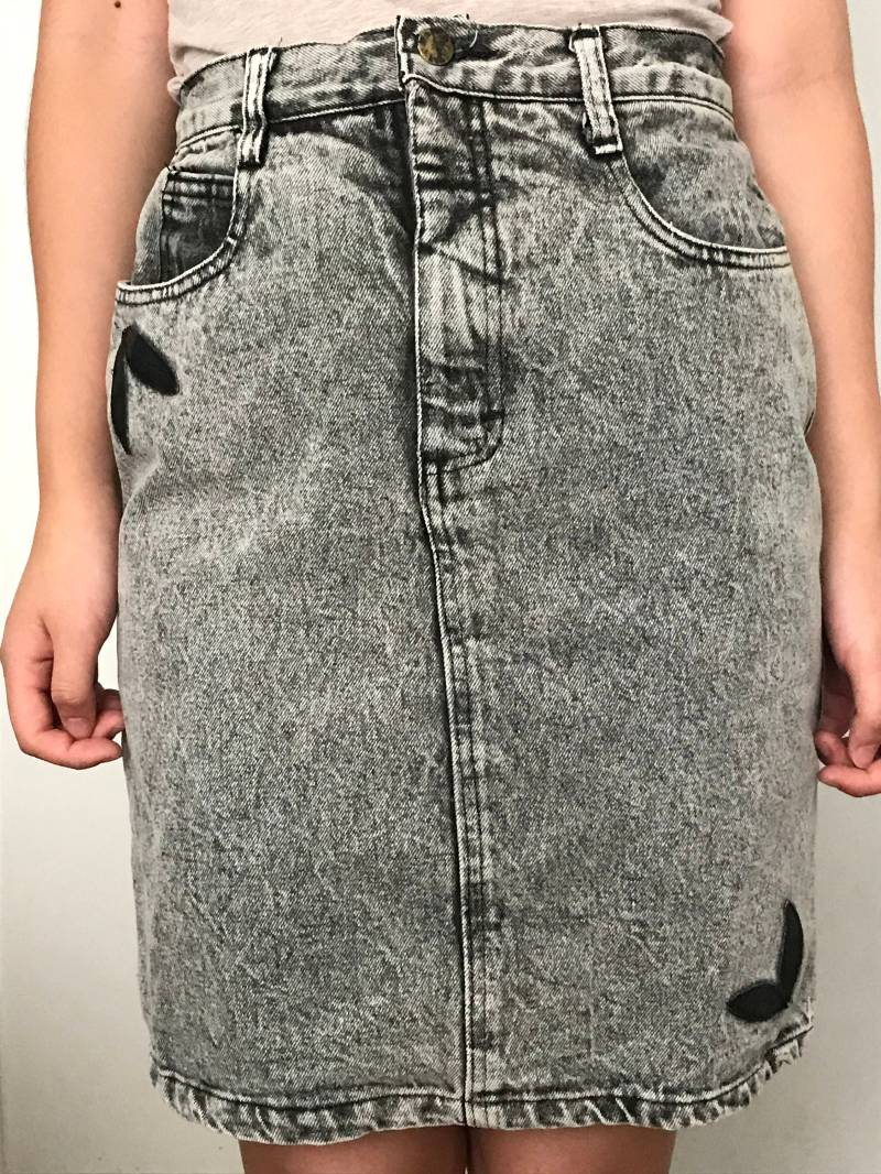 Vtg 90Er Uhr L.a. Säure-Wash Denim Verziert High-Waist Rock Vtg 90Er Uhr L.a. Säure-Wash Denim Verziert High-Waist Rock von shoplaterdays