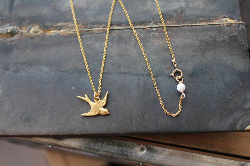 Fliegender Spatz Halskette von shopnikkicummings