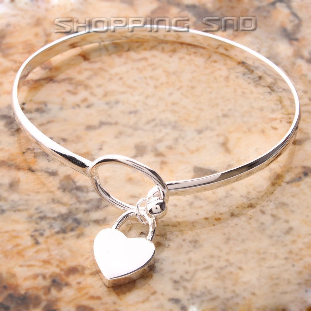 25 Stück Bezaubernde Pfirsich Herz Armreif 625 Silber Charm Armband Von Eart Designs 25 Stück Bezaubernde Pfirsich Herz Armreif 625 Silber Charm Armband Von Eart Designs von shoppingSND