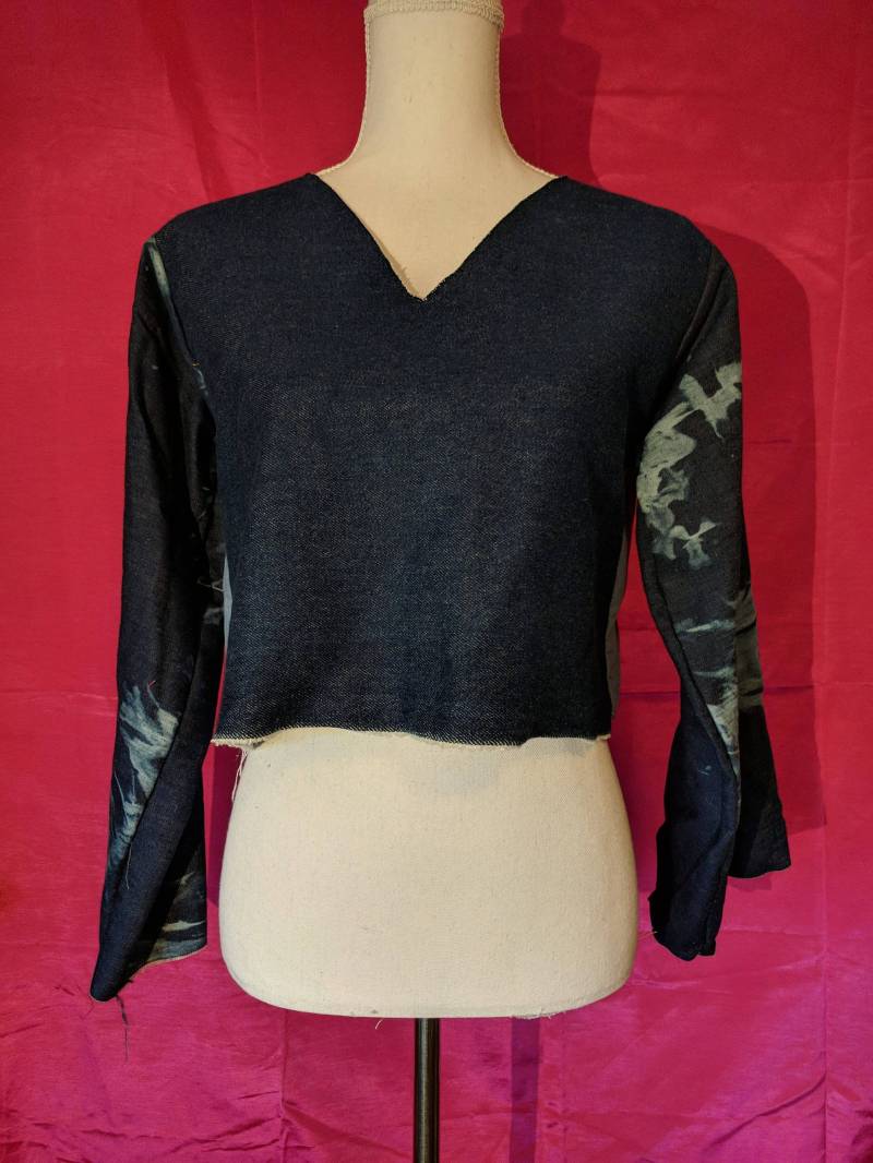 M/L Used Denim-Bell-Ärmel-Crop-Top von shopredo
