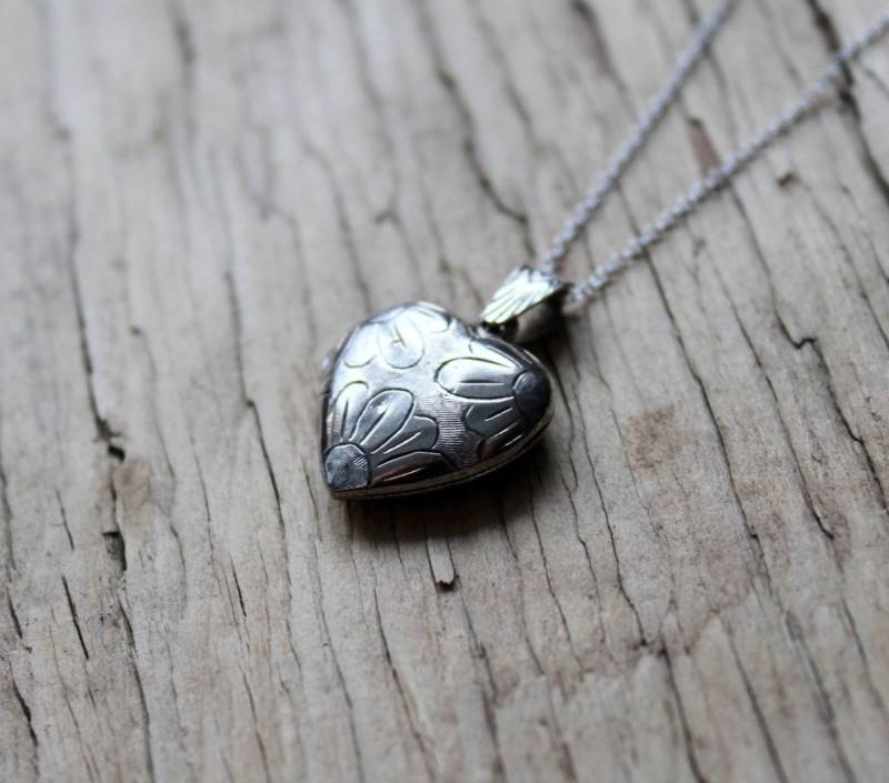 sterling Silber Geschwollenherz Herz Medaillon Mit Kette von shoprhubarb