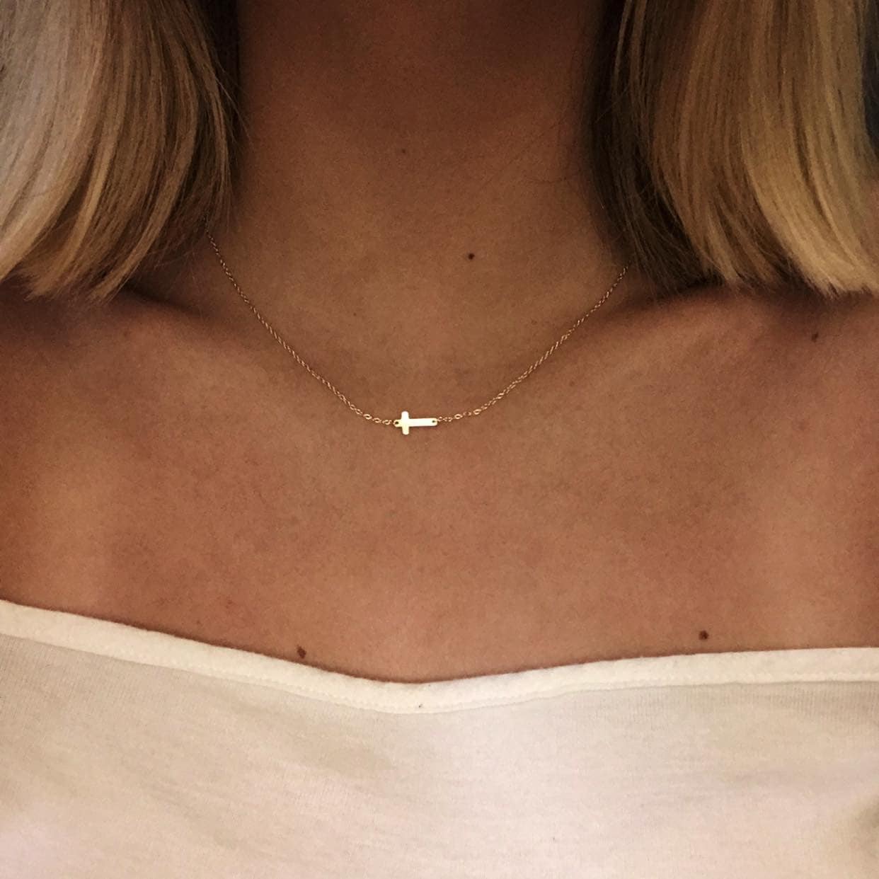 You Are Loved Halskette Kleines Sterling Silber Seitlich Kreuz John 316 Gold Zierlich Glaube Schmuck Bibel Vers Taufe Inspiration Layering von shopshinelife