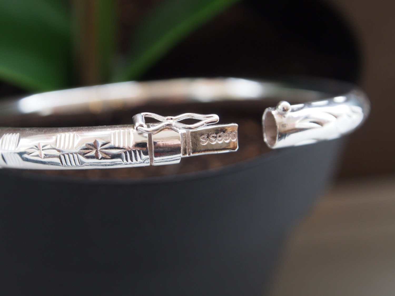 925sterling Silber Schnitzte Manschette | Bc203 925sterling Silber Schnitzte Manschette | Bc203 von shopthebijoux