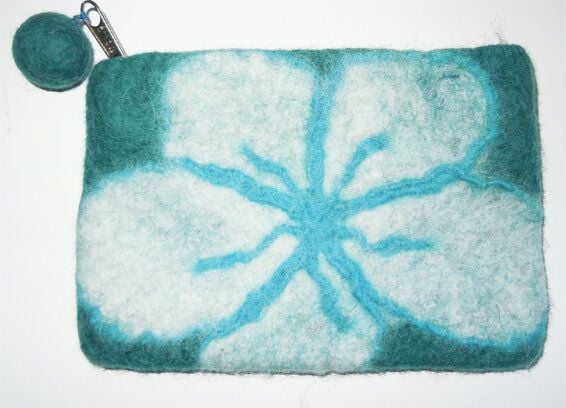 short'n'pietz handgefilztes Portemonnaie  mit Reißverschluss von short'n'pietz