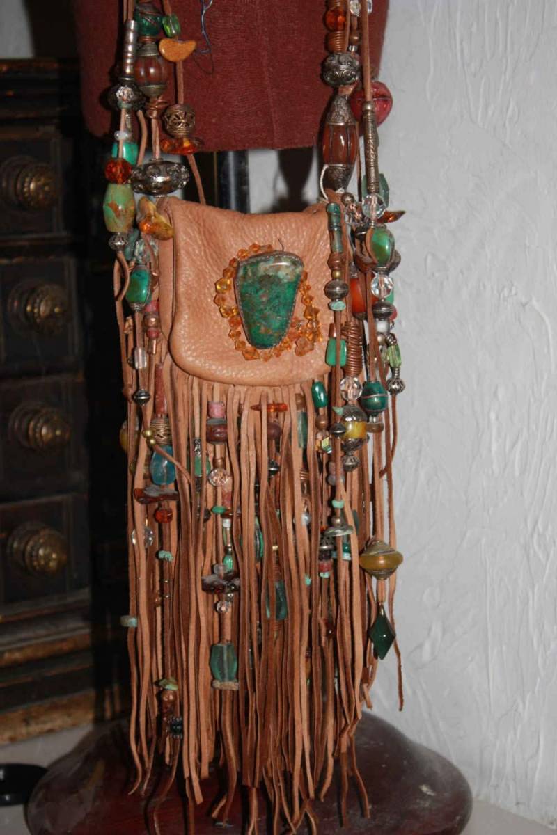 Showdiva Designs Medizin Tasche Gürtel Halskette Türkis Und N Tons Fransen Perlen in Hülle Fülle von showdiva