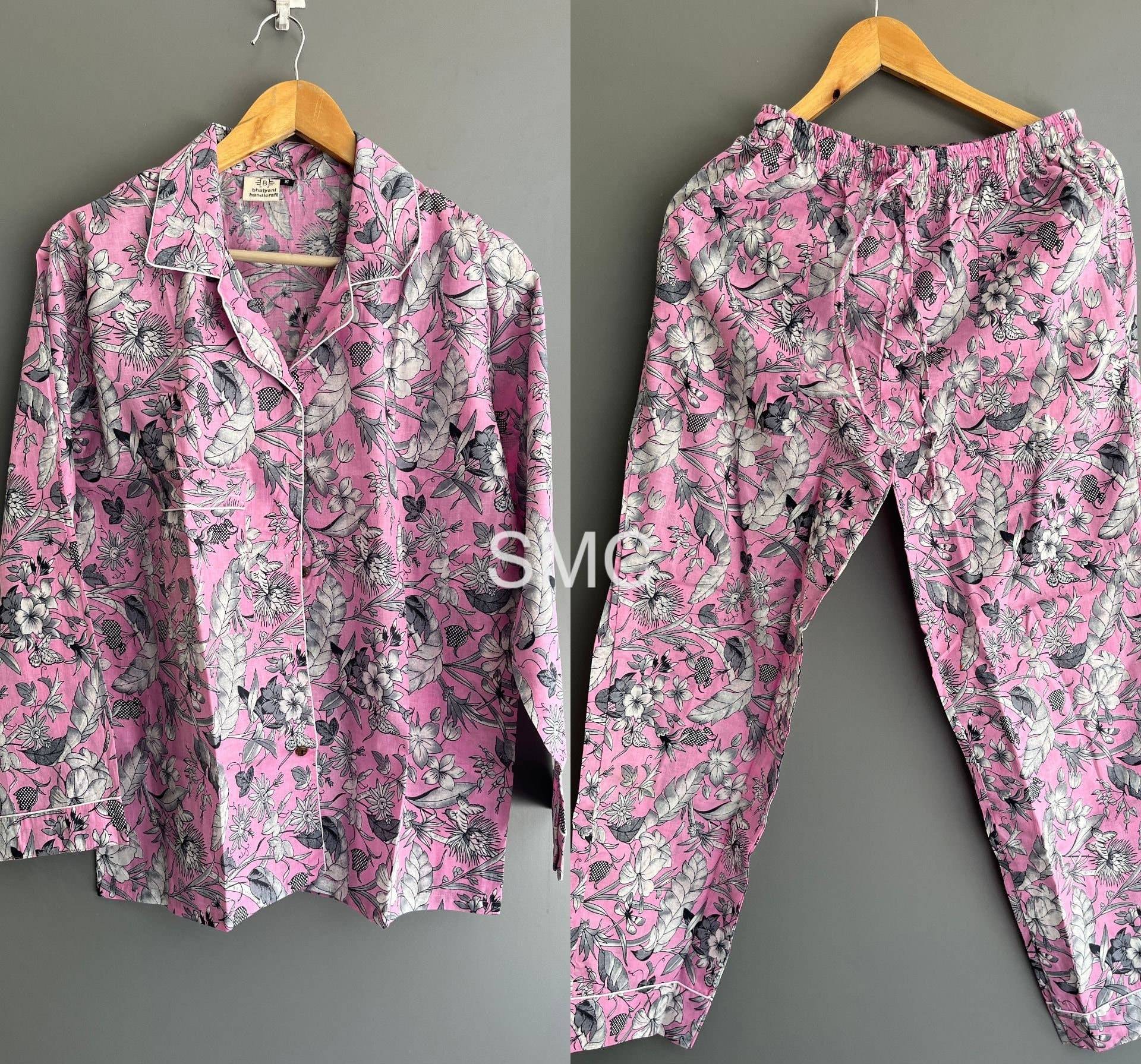 Floral Bedruckte Baumwolle Frauen Pj's Set Pyjamas Tunika Handgemachte Nachtwäsche Anzug Pyjmas von shrimahadevcreation