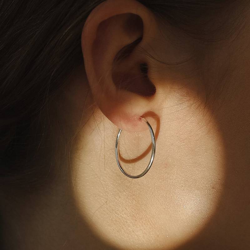 Mini Silber Kongo, Kongo 2.5mm, Dünne Creolen, Mini Tube Ohrringe, Basic Alltag Ohrringe Für Sie Mini Silber Kongo, Kongo 2.5mm, Dünne Creolen, Mini Tube Ohrringe, Basic Alltag Ohrringe Für Sie von siayvojewelry