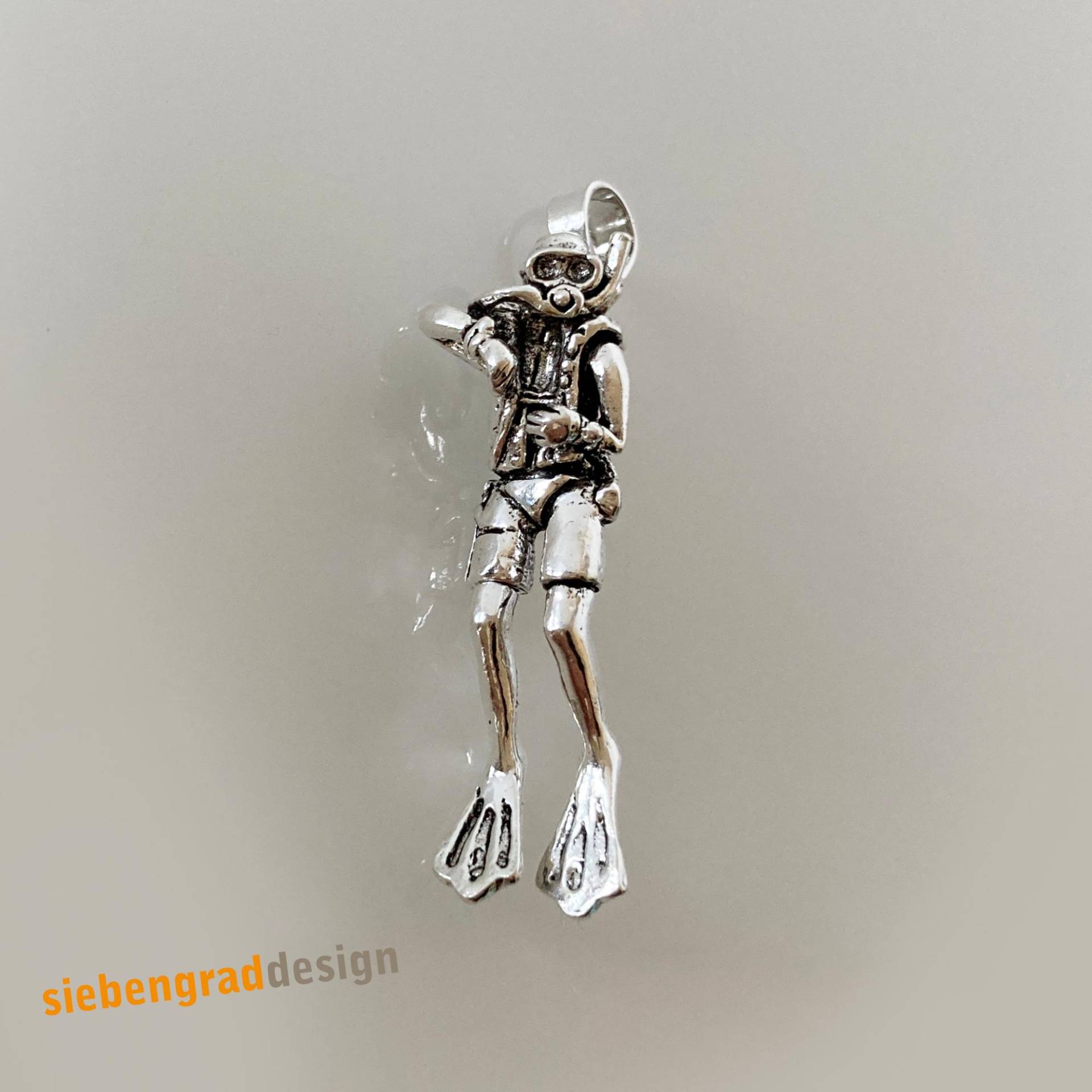 Silber-Ketten-Anhänger - Taucher 3D Beweglich Silber 925 Silber-Ketten-Anhänger - Taucher 3D Beweglich Silber 925 von siebengrad