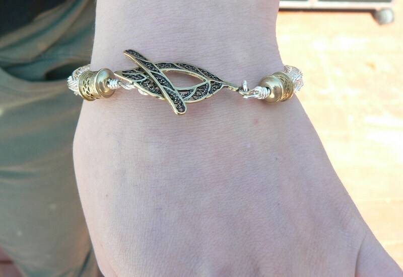 Messing Und Feinen Silber Viking Knit Armband von silhouettejewel