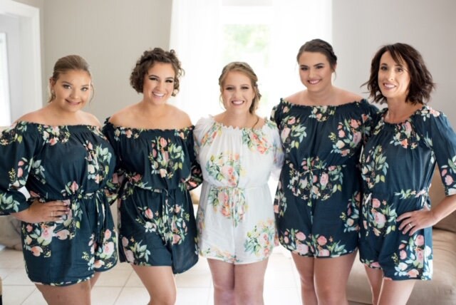 Blueberry Blue Off Schulter Strampler By Silkandmore - Verträumte Engel Song Muster Brautjungfern Geschenke, Strampler, Brautparty von silkandmore