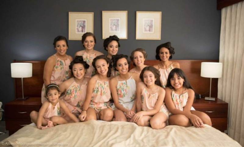 Blush Halter Stil Strampler Von Silkandmore - Verträumte Engel Song Muster Brautjungfern Geschenke, Strampler, Brautparty von silkandmore