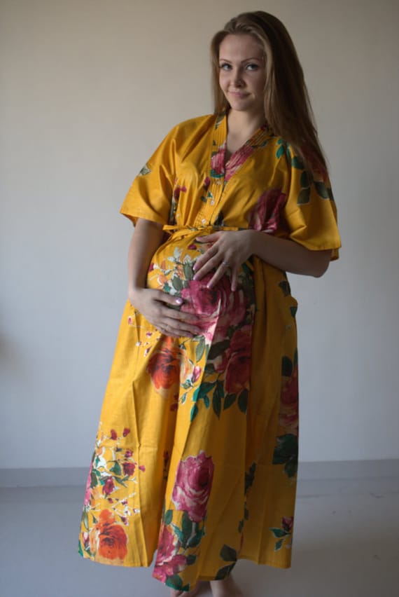 Gelbe Große Blumen Geknöpft Krankenhaus Kleid Lieferung Kaftan Perfekt Als Arbeit Still Mütter Baby-Dusche-Foto-Requisite Zu Sein von silkandmore