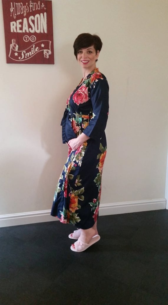 Navy Blue Large Floral Knöchellange Umstandsrobe | Krankenhauskleid, Arbeitskleid, Entbindungskleid, Stillende Mütter, Schwangerschaftskleid, Lange Navy Blue Large Floral Knöchellange Umstandsrobe | Krankenhauskleid, Arbeitskleid, Entbindungskleid, Stillende Mütter, Schwangerschaftskleid, Lange von silkandmore