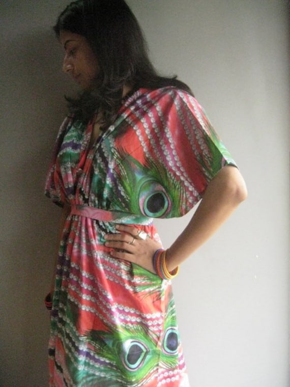 Schöne Peacock Feathers Kaftan Robe - Ideal Für Salons, Spas, Brautjungfern Geschenke, Pflege, Mütter, Strände Und Vieles Mehr von silkandmore