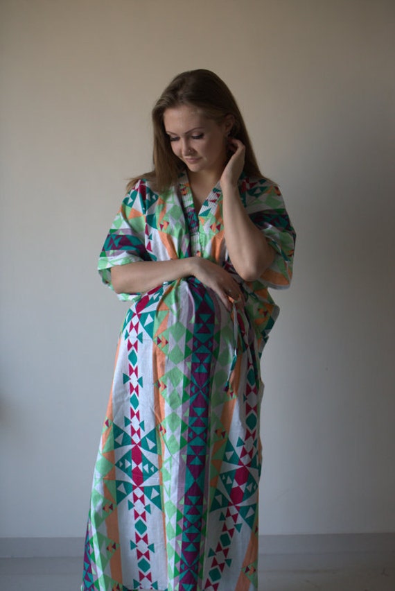 Weiß Mint Winzigen Dreiecke Geknöpft Krankenhaus Gown Lieferung Kaftan Perfekt Als Arbeit Krankenpflege Mütter Baby Dusche Foto Stütze Sein von silkandmore