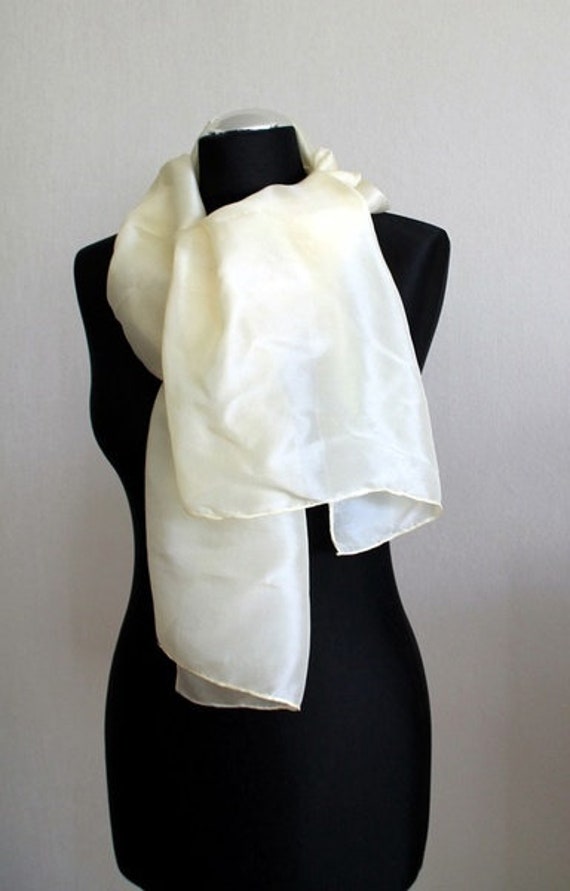 Nr. 161 - Kleiner Seidenschal Nr. 161 - Kleiner Seidenschal von silkdesignartdeco