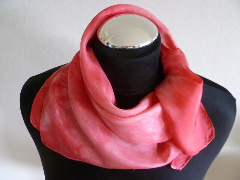 Nr. 41 - Seidentuch Klein Nr. 41 - Seidentuch Klein von silkdesignartdeco