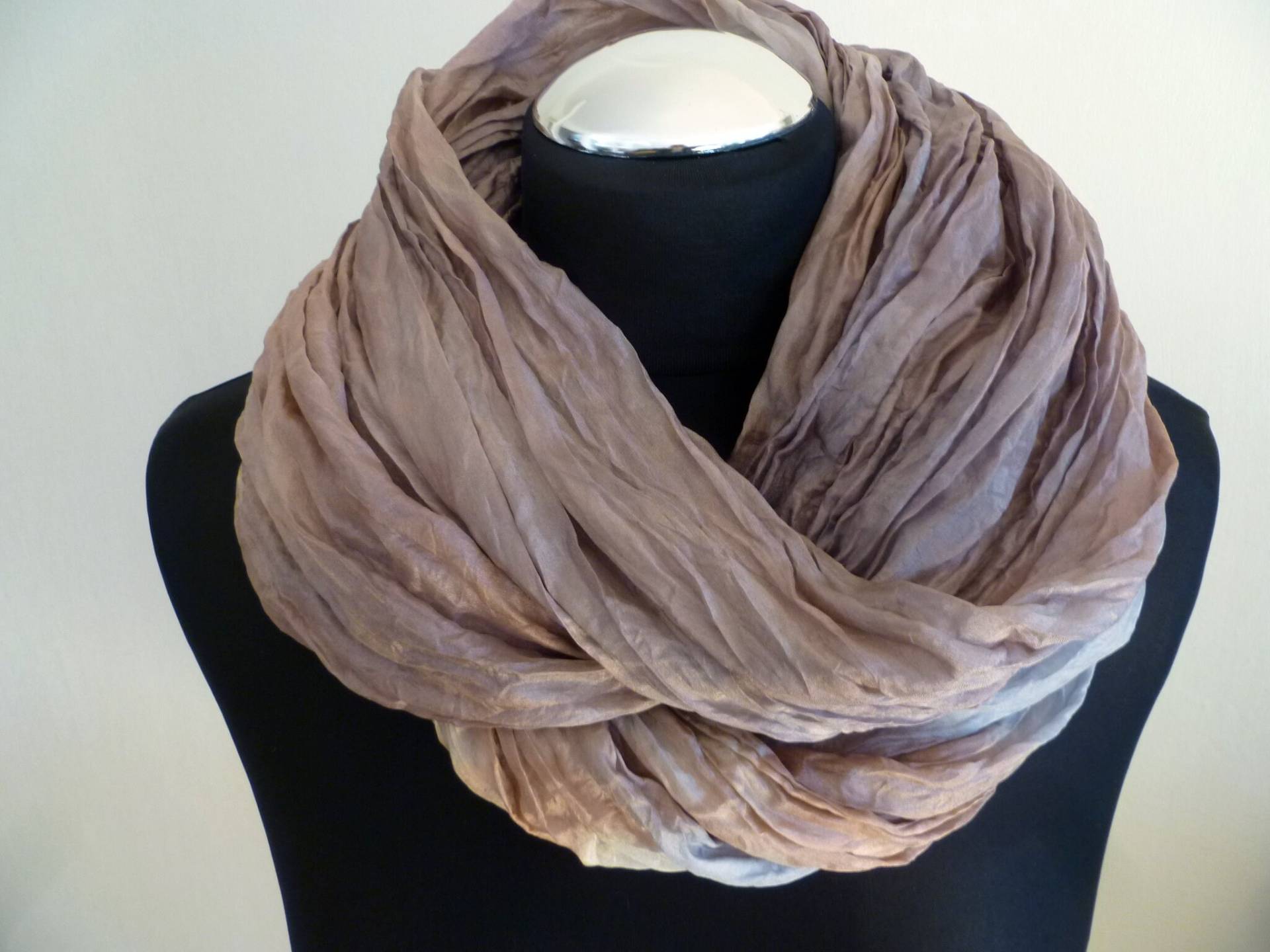 Nr. 74 - Seidenschal Xl-Crash-Schal Nr. 74 - Seidenschal Xl-Crash-Schal von silkdesignartdeco