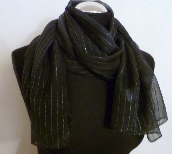 Seidenschal Chiffon Mit Lurexfaden Seidenschal Chiffon Mit Lurexfaden von silkdesignartdeco