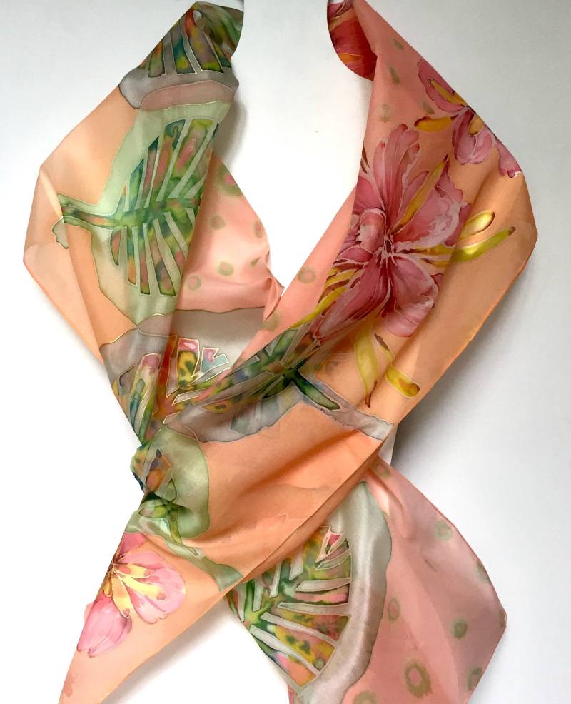 Seide Schal - Floral Koralle Rosa Hals-Schal Hand Bemalt Sommer Frauen Schal-Geschenk-Idee von silkstory