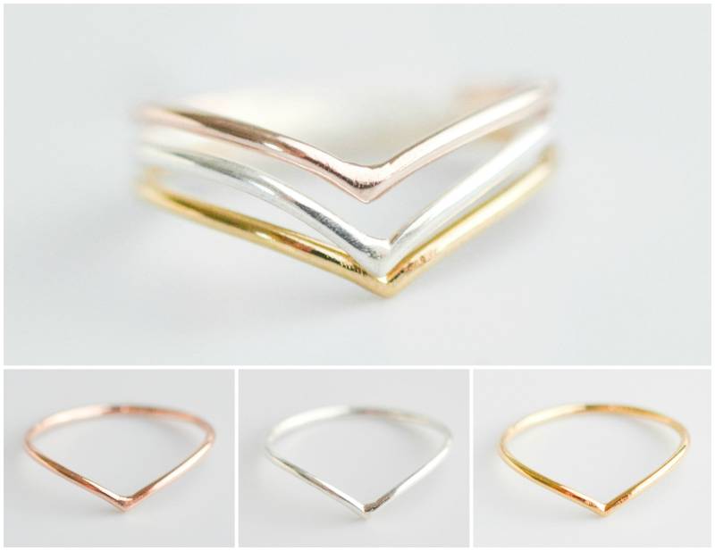 Sterling Silber Chevron Stapelringe Für Frauen - Gold/Rosegold Band Stapelring Skinny Wave Gehämmerte Stapelbare Ringe Größe 5 6 7 8 9 10 von silverandivy