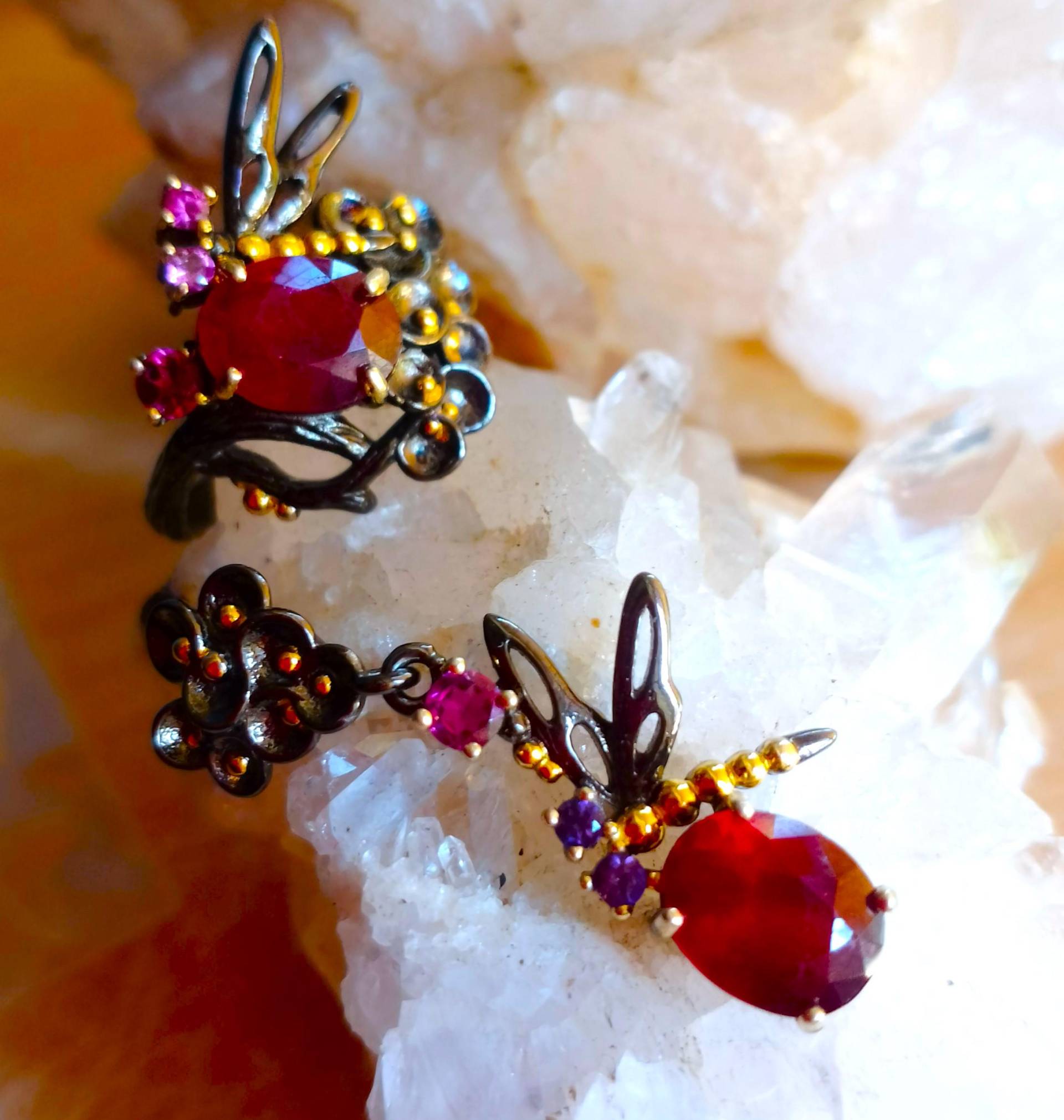 4 cm Langem Anhänger Und Ring Mit Natürlichen Rubin, Amethyst Rhodolith 925 Silber Sterling Schwarzer Rhodium Platte von silverandnaturalgems