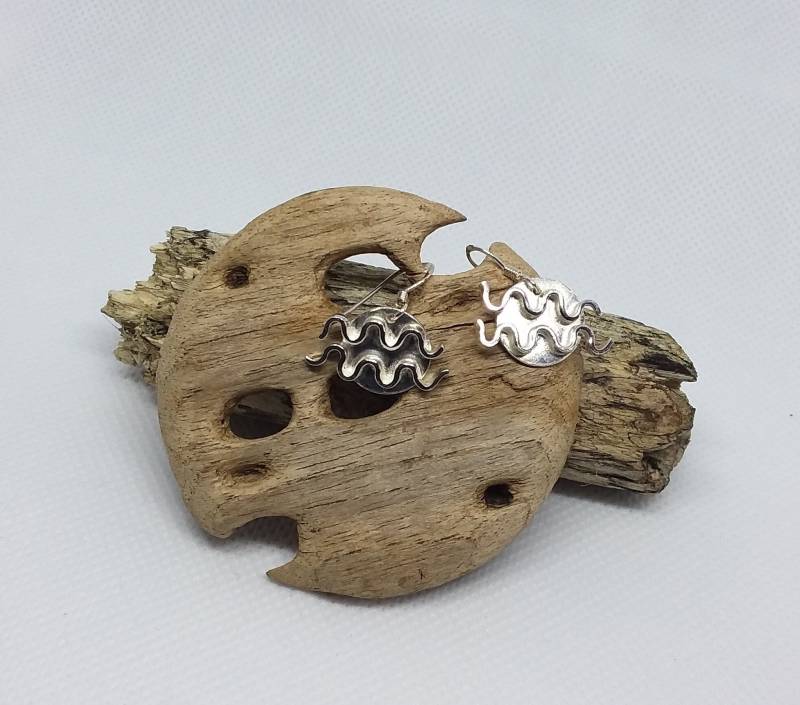 Damen Sterling Silber Tropfen Ohrringe Wellen Geschenk Handgemacht in Schottland Unikat Damen Sterling Silber Tropfen Ohrringe Wellen Geschenk Handgemacht in Schottland Unikat von silverbinky