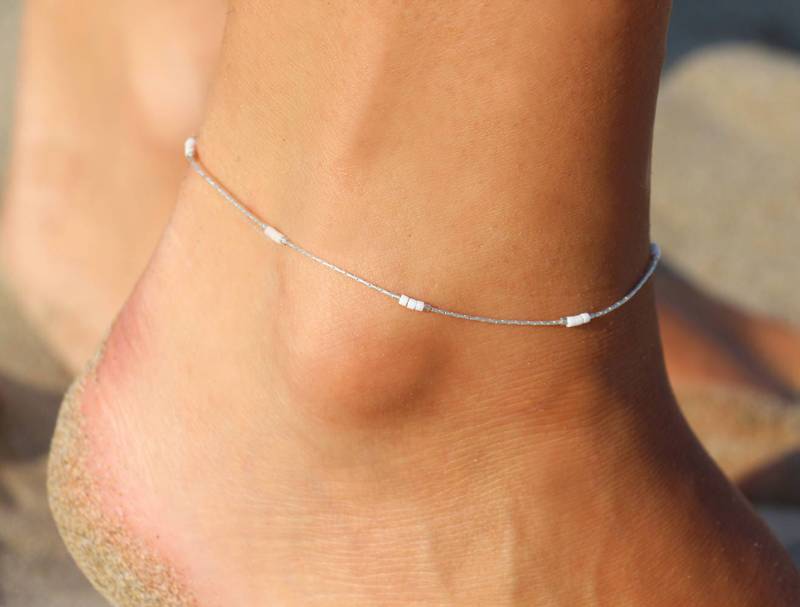 Fußkettchen Ultra Dünn - 925 Silber Und Weiß Fuß Sommer Strand Armbänder Solid Schlangenkette Schmuck Minimalistisch von silverbirdjewels