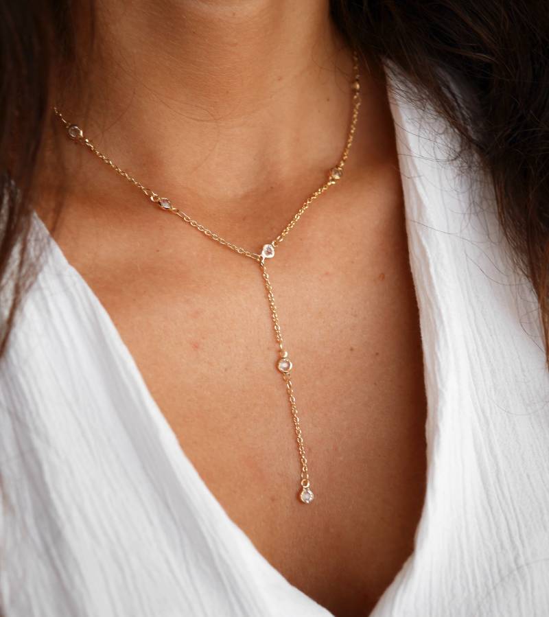 Lange Lasso Y Halskette - Vergoldet Gold Krawatte Minimalistisch Feine Lange Stein Transparent Und Gold von silverbirdjewels