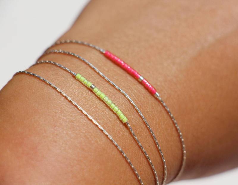 Set Aus 2 Ultradünnen, Doppelt Gewickelten Armbändern - Massive Schlangenkette 925Er Silber Fluoreszierende Rosa Und Fluoreszierend Gelbe von silverbirdjewels