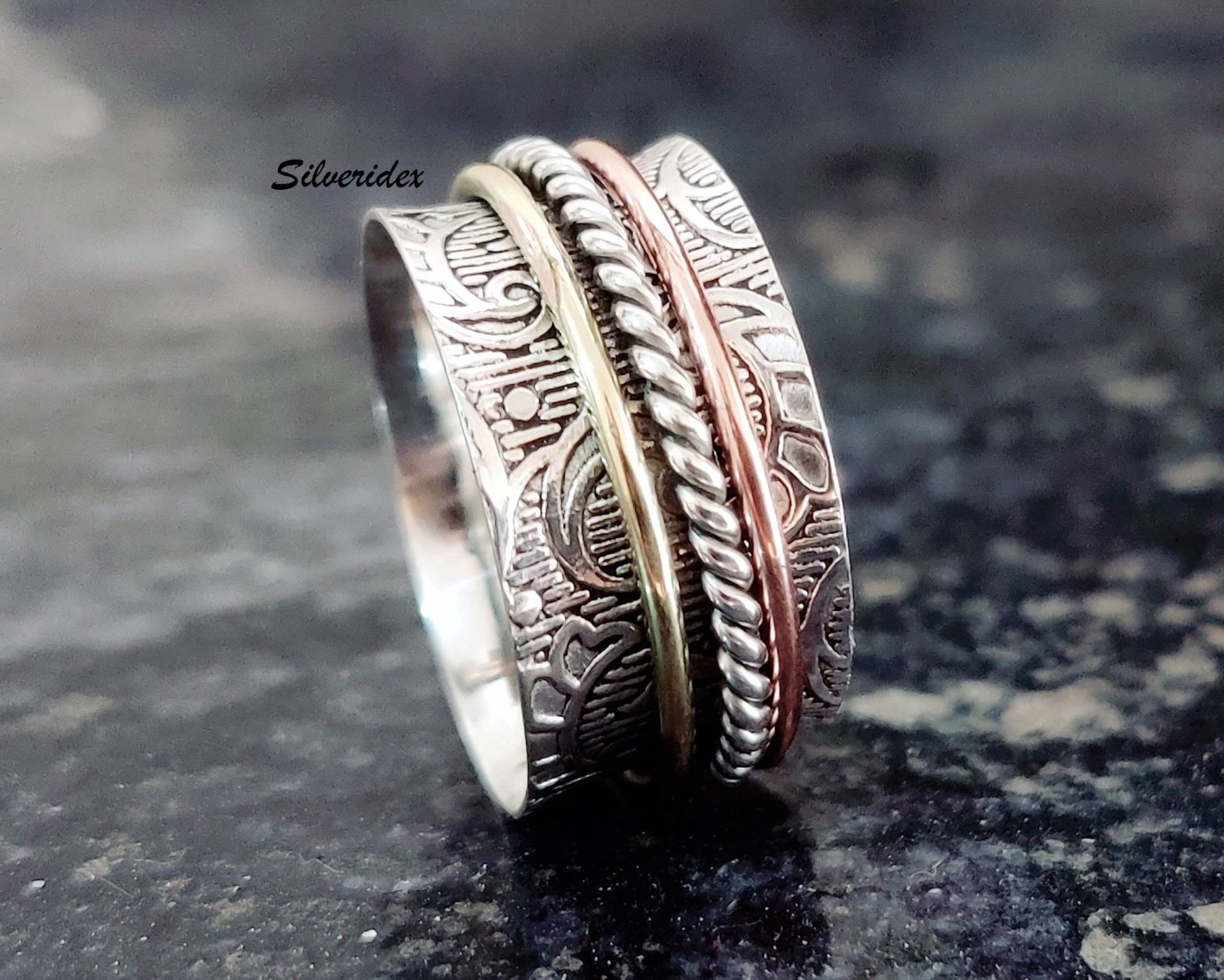 Silber Spinner Ring, 925 Sterling Silber, Dreifarbiger Messing & Kupfer Gedrehter Drahtbandring, Sorgenring, Geburtstagsgeschenk Für Sie Silber Spinner Ring, 925 Sterling Silber, Dreifarbiger Messing & Kupfer Gedrehter Drahtbandring, Sorgenring, Geburtstagsgeschenk Für Sie von silverindex