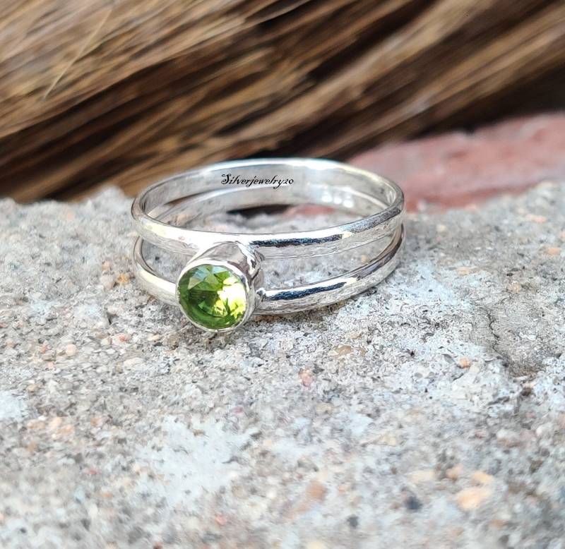 Peridot Ring , Bandring 925 Sterling Silber Beliebte Versprechen Schmuck Handgemachter von silverjewellery20