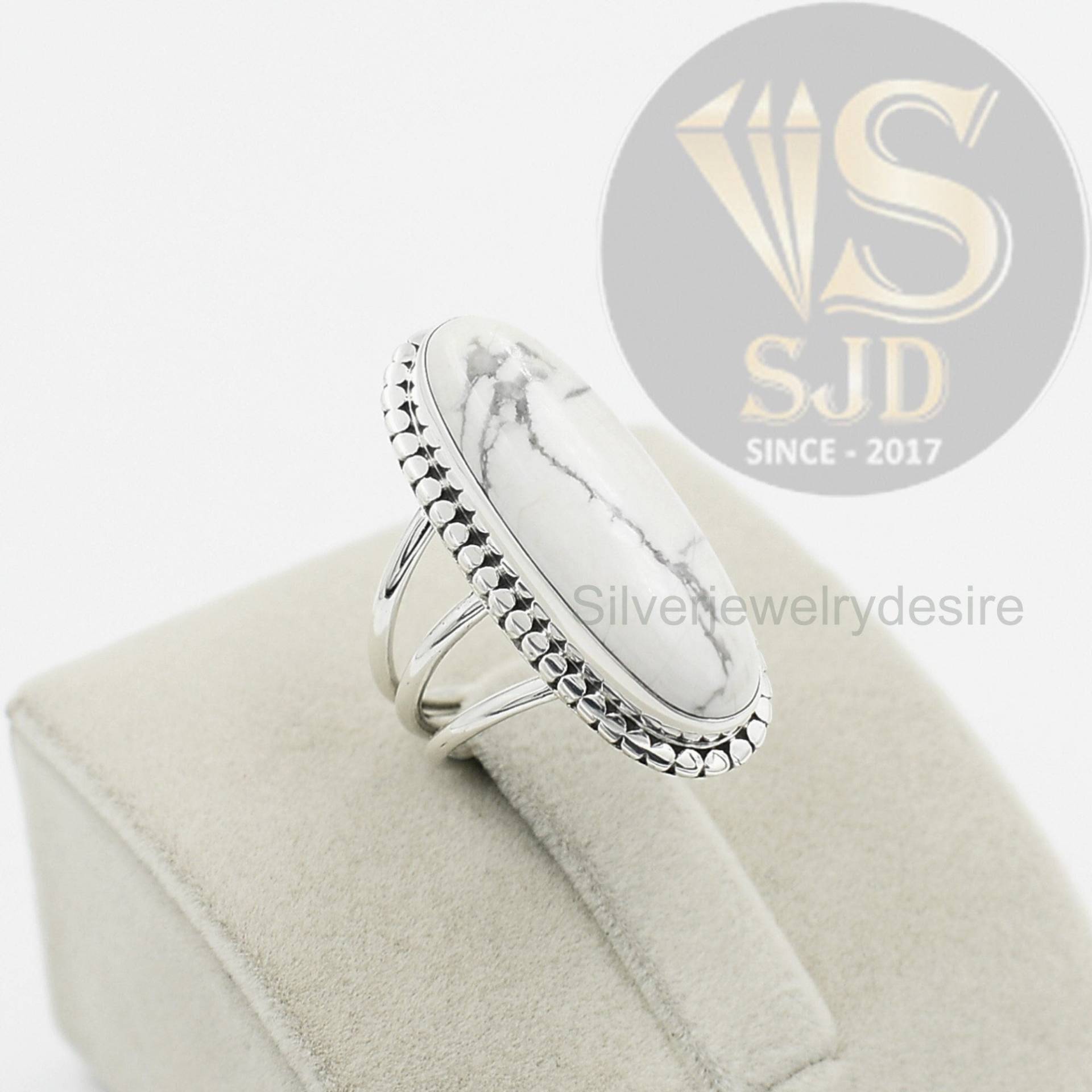 Howlith Ring, Sterling Silber Weißer 10x30 Mm Langer Ovaler Silberring, Boho Frauen Großer Stein von silverjewelrydesire