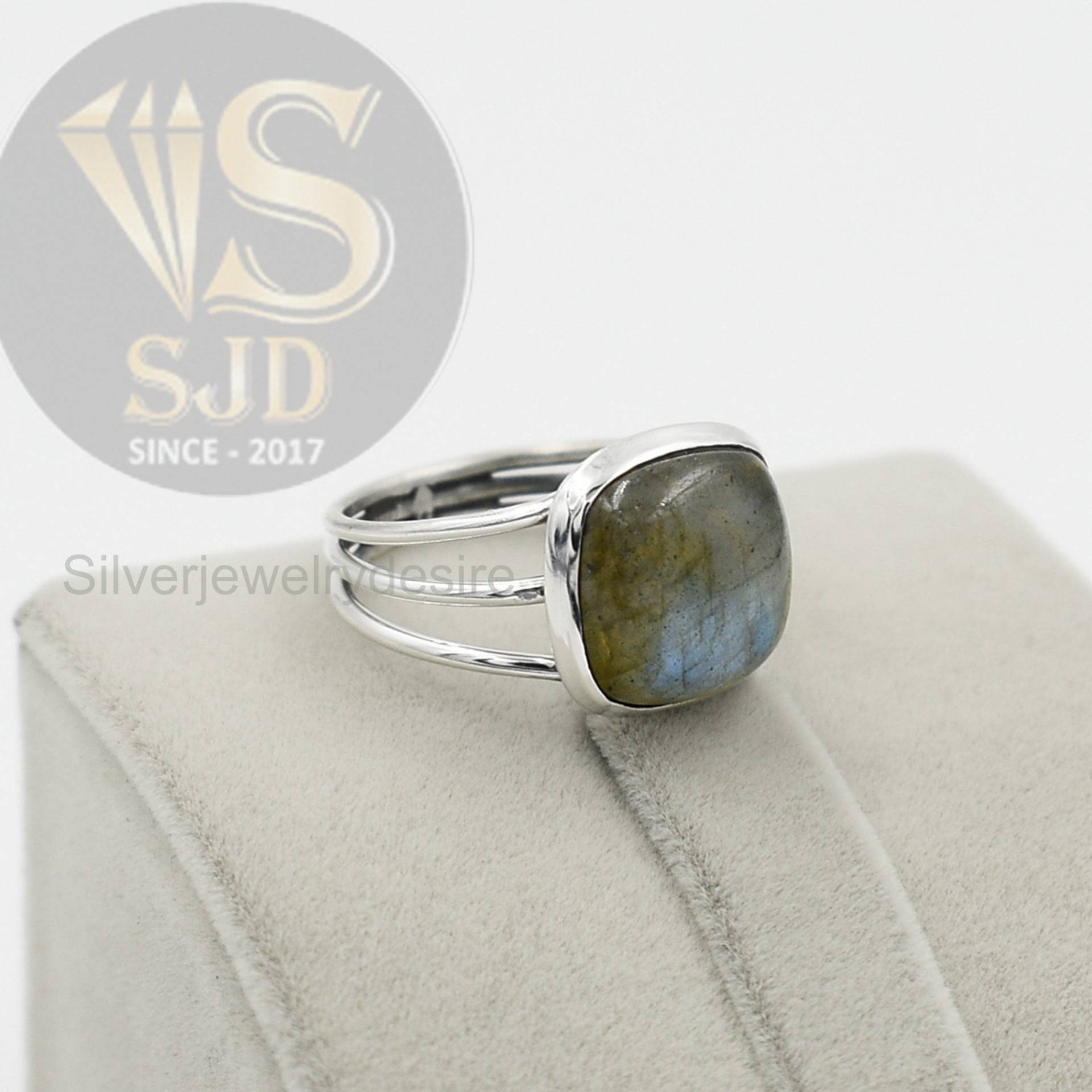 Labradorit-Ring, 925 Sterling Silber Ring, Labradorit 12 Mm Kissen-Edelstein-Ring, Silberring, Boho-Ring, Dreifach-Band-Ring, Damenring von silverjewelrydesire