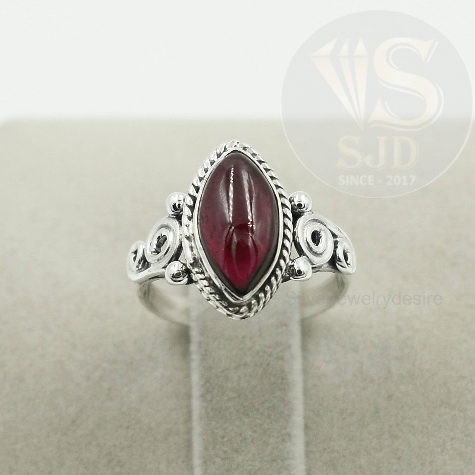 Natürlicher Granat-Ring, 925 Sterling Silber, Granat 7x14 Mm Marquise-Ring, Ehering, Statement-Ring, Boho-Ring, Damenringe von silverjewelrydesire