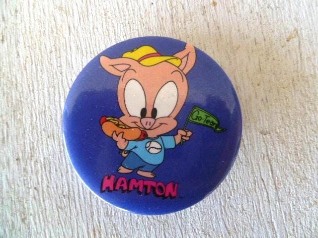 Warner Brothers Tiny Toons "Hamton" Metall Pin 1990Er Jahre." von silverliningtoys