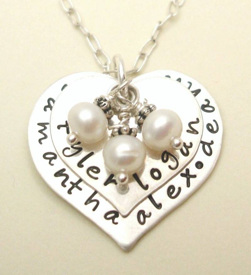 Muttertag Zwei Herzen Liebe Geschichte Halskette... Sterling Silber Personalisiertes Geschenk Für Mutter-Großmutter-Schmuck. Hand Gestempelt Perlen Muttertag Zwei Herzen Liebe Geschichte Halskette... Sterling Silber Personalisiertes Geschenk Für Mutter-Großmutter-Schmuck. Hand Gestempelt Perlen von silverpress