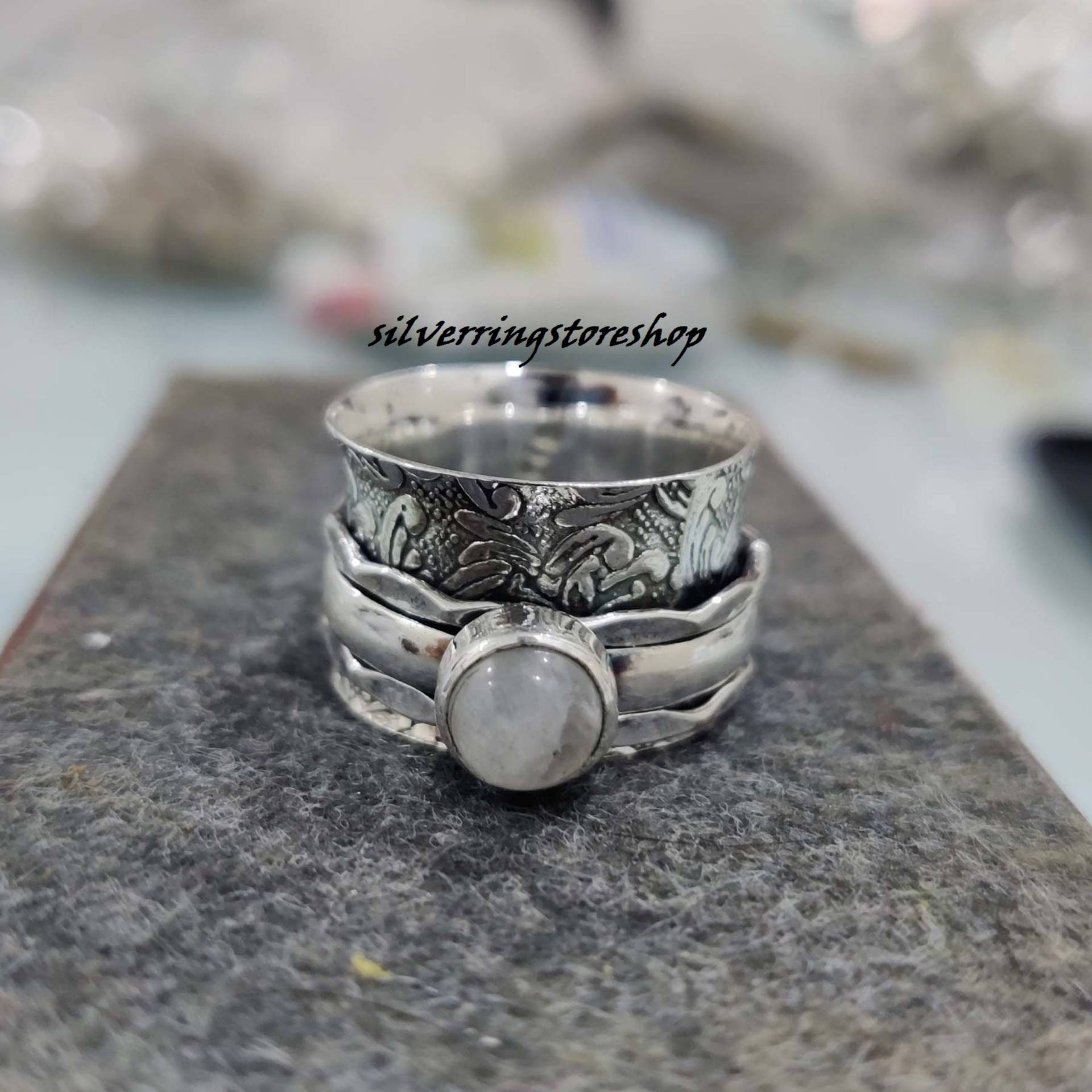Mondstein Ring, 925 Sterling Silber Spinner Geschenk Meditation Schöne Für Sie von silverringstoreshop
