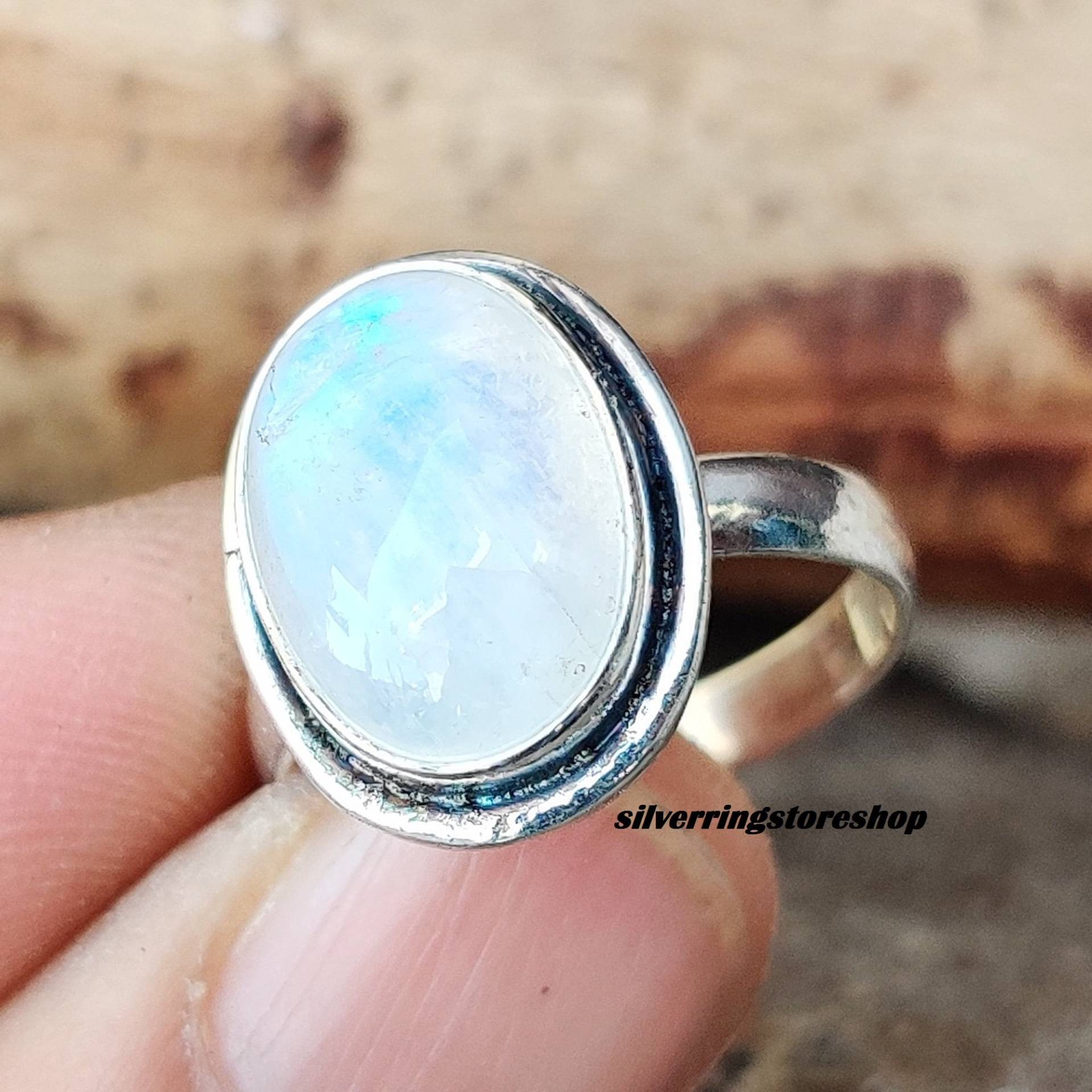 Regenbogen Mondstein Ring, 925 Silber Blue Fire Frauen Handgemachter Edelstein Schmuck, Geschenk Für Sie von silverringstoreshop