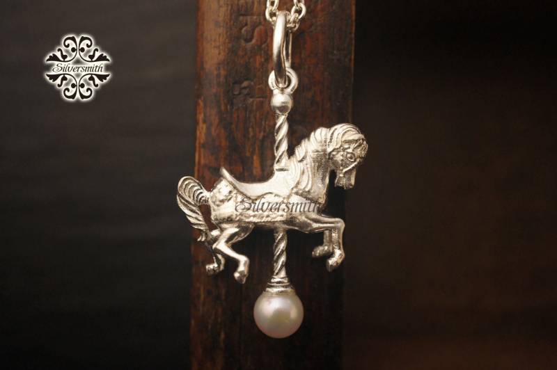 Neu 925 Sterling Silber Merry Go Runder Anhänger Mit Akoya Perlen | 5.5 Mm von silversmithhk