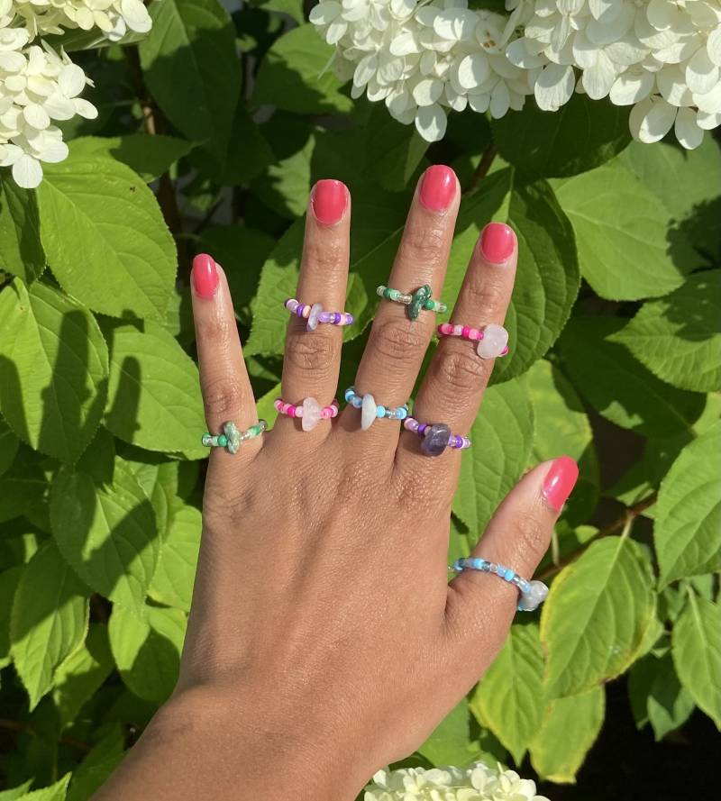 Perlen Edelstein Ringe | Edelsteine Bunt Steinringe Verstellbare Geschenkideen Geschenke Für Ring-Liebhaber Sie von simoneslittleshoppe