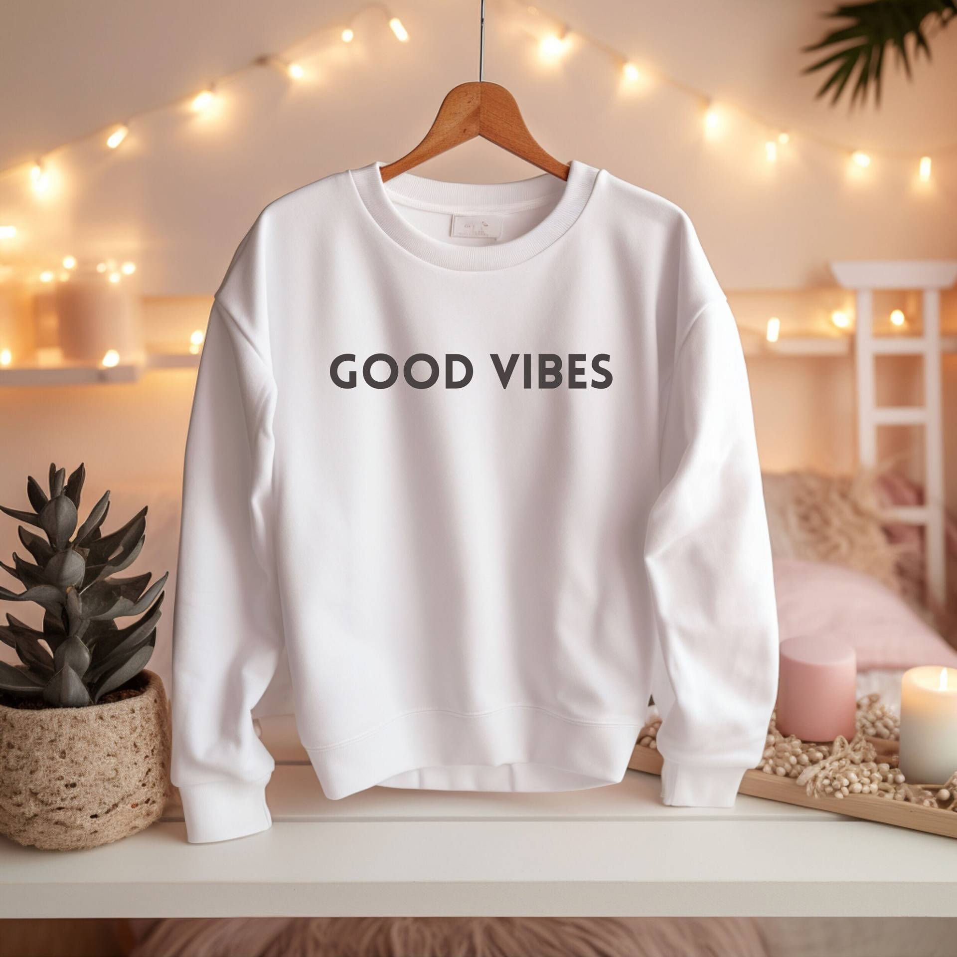 Good Vibes Sweatshirt, Meditation Shirt, Workout Sweater, Positive Minimalist Mindset Sweater von simplforyou