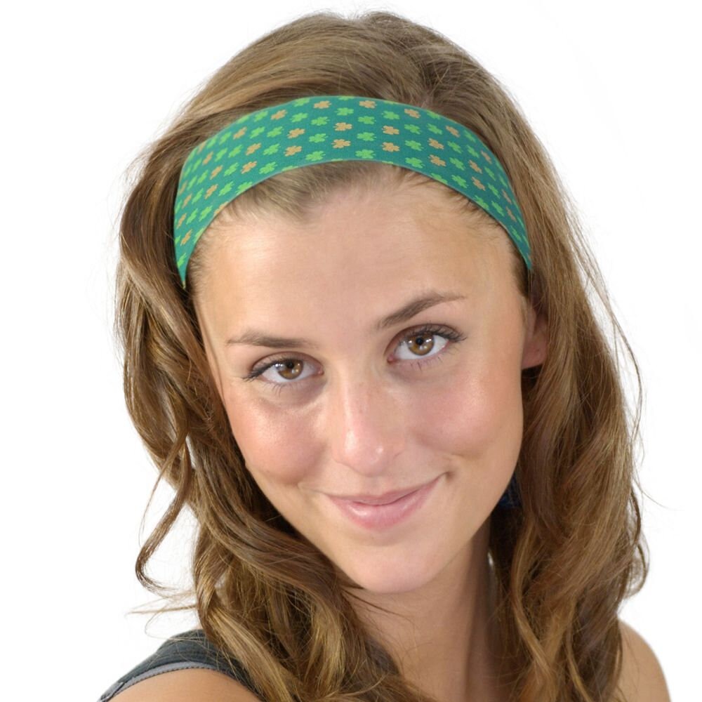 St Patrick's Day Gold Und Grün Mini Clover Fun Soft Skinny Stirnband Einheitsgröße von simplymarthashop