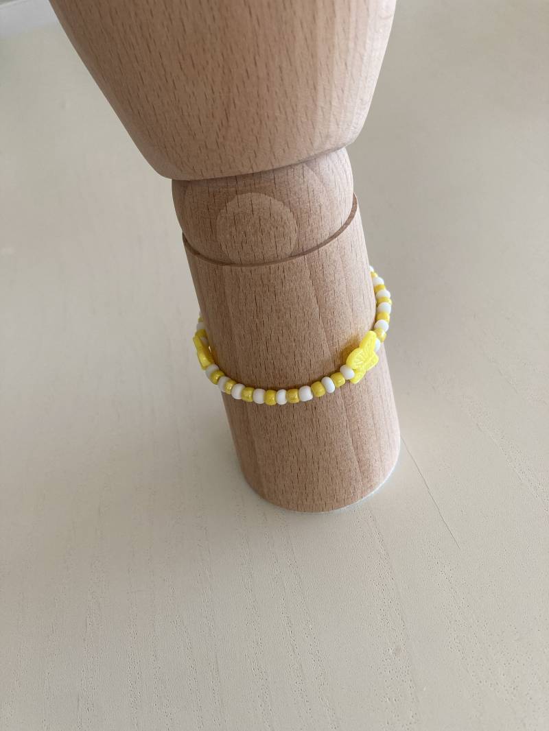 Schmetterlingsarmband Gelb von simplyperlene