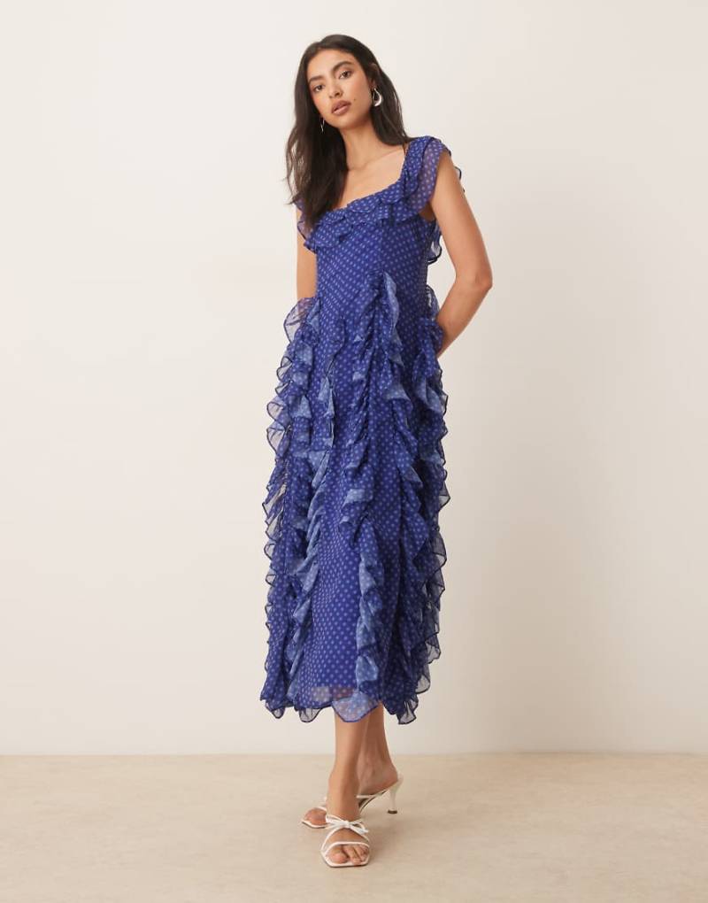 Sister Jane - Aster - Gepunktetes Volant-Maxikleid in Blau von sister jane